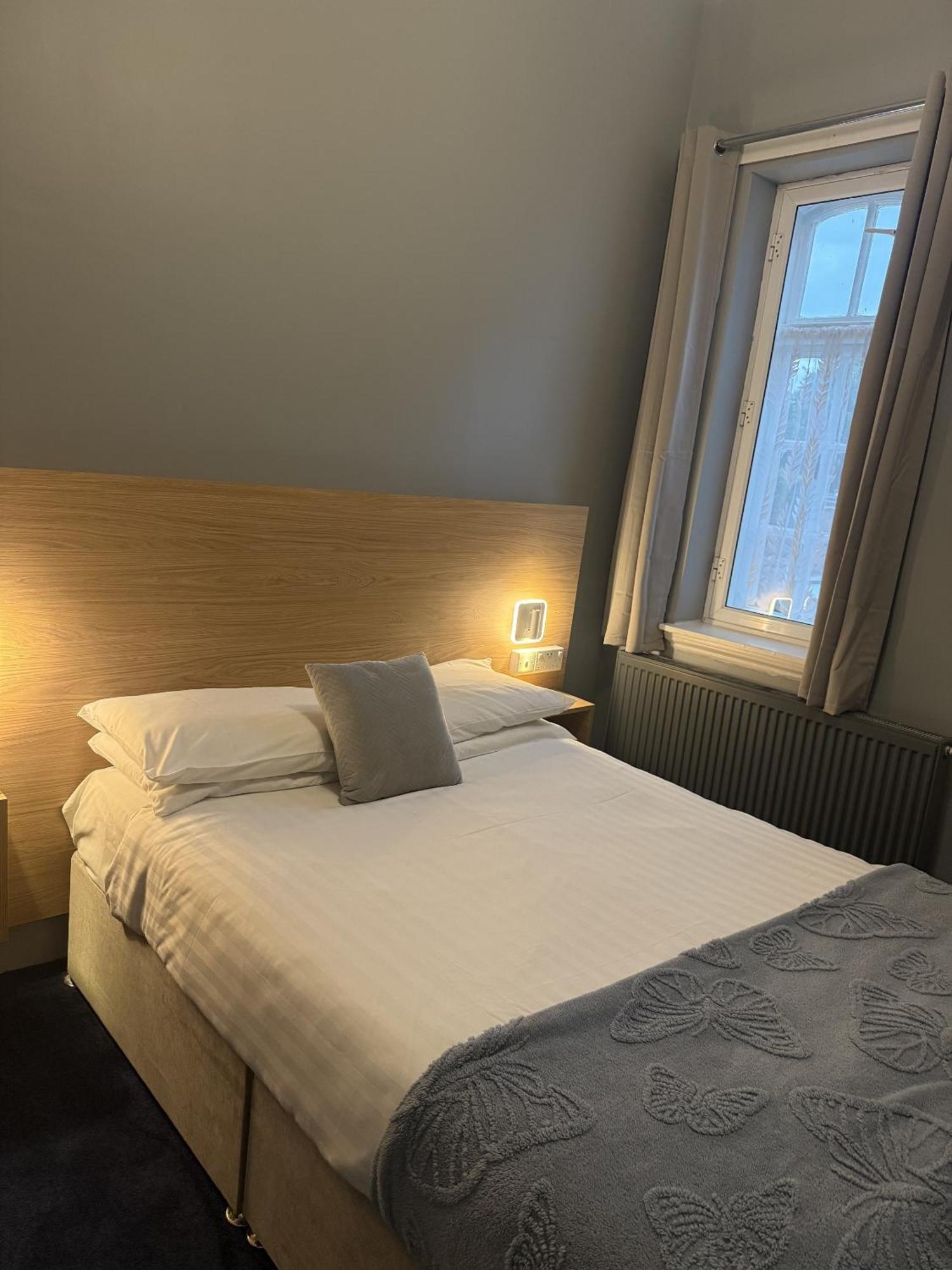 Guest house Diamonds York